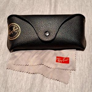 Black Ray-Ban Case